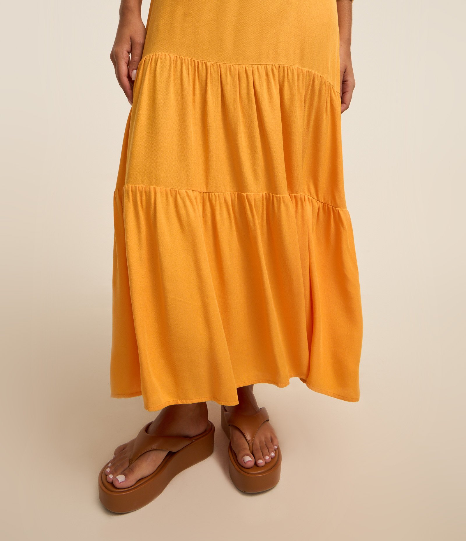 Vestido New Midi em Viscose com Decote Coração e Lastex nas Costas 5