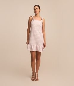 Vestido Curto em Tweed com Alça Laço e Barra Franzida