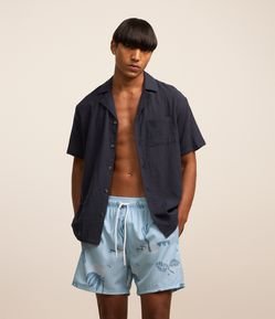 Bermuda Com Cós Elástico e Estampa de Folhagens