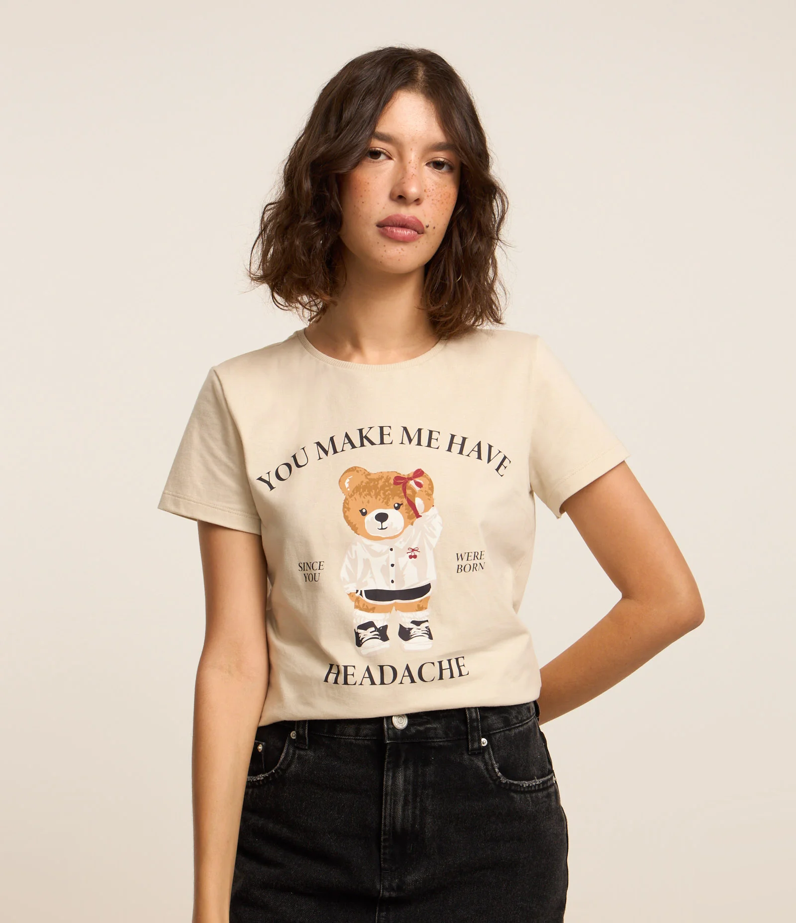 Blusa Baby Look em Algodão com Estampa Ursinho Off White 1