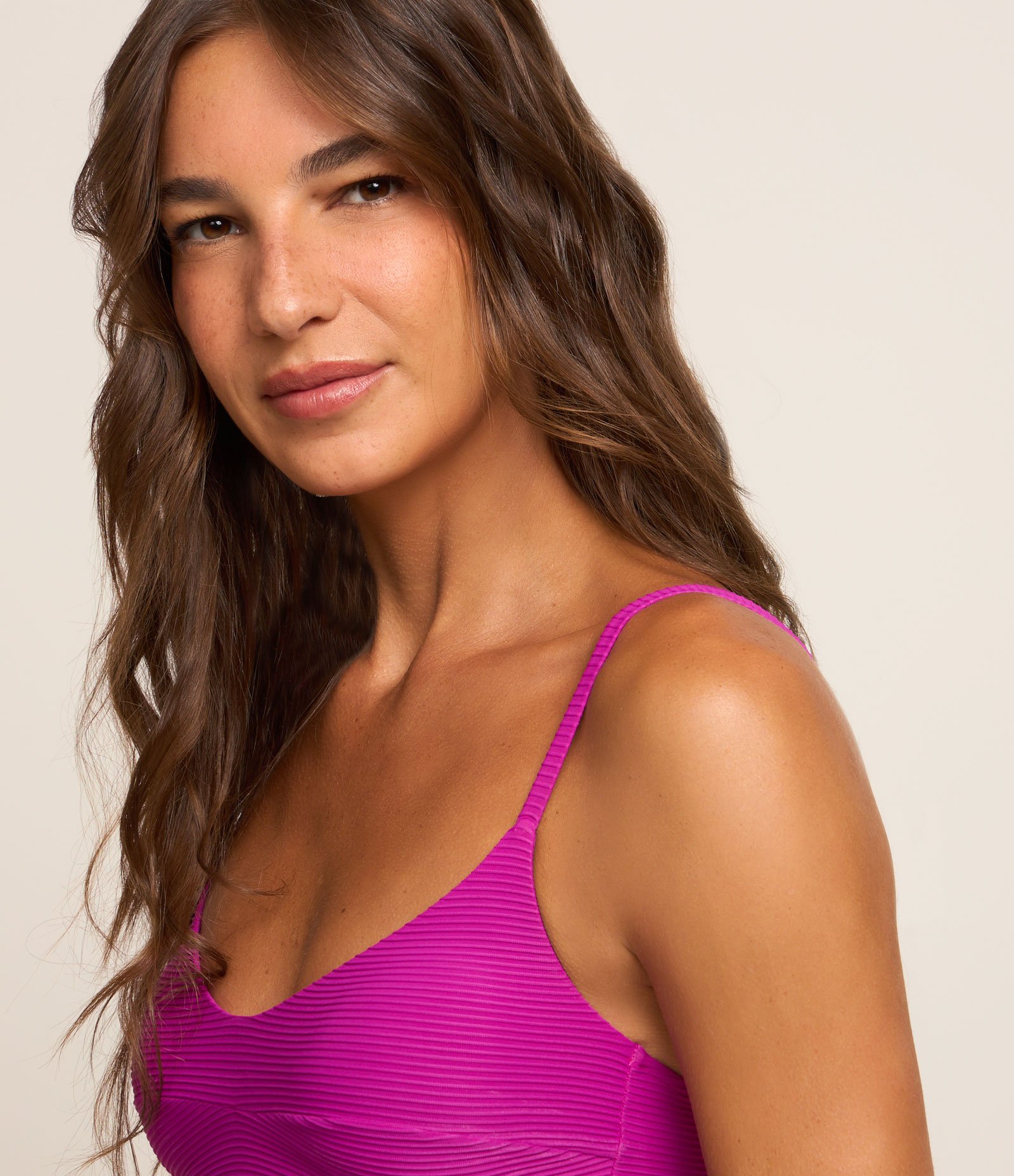 Biquíni Top Camisetinha em Microfibra com Textura Canelada Roxo 4