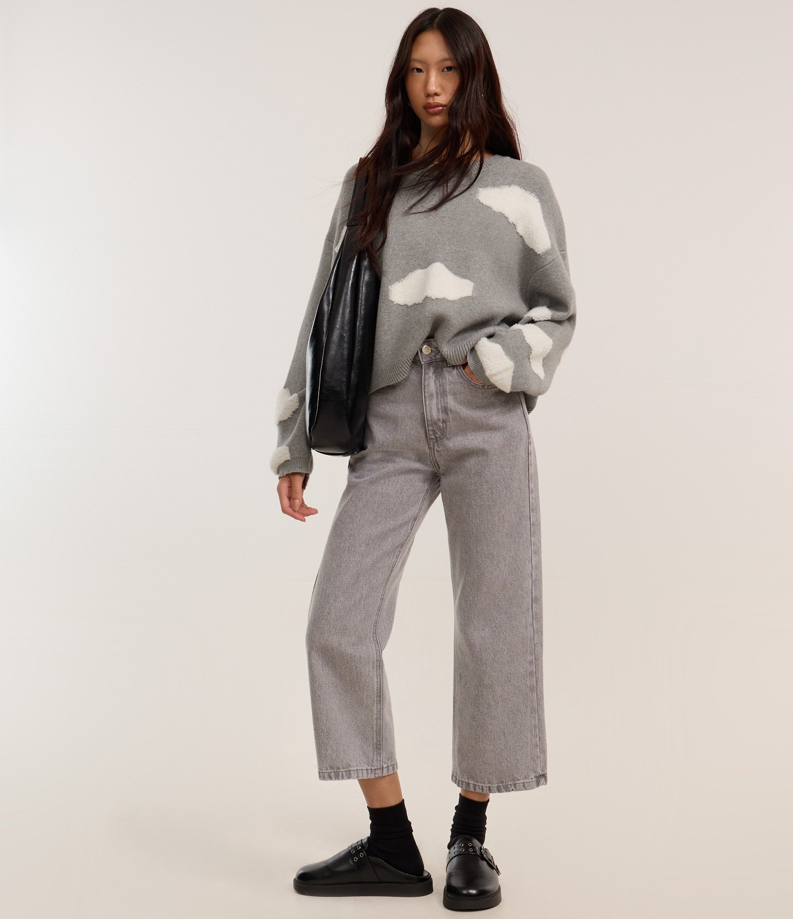 Suéter em Tricô com Estampa de Nuvens Cinza 2