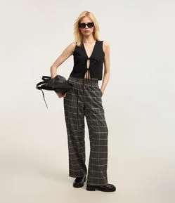 Calça Pantalona em Polivelour Flanelado e Estampada Xadrez