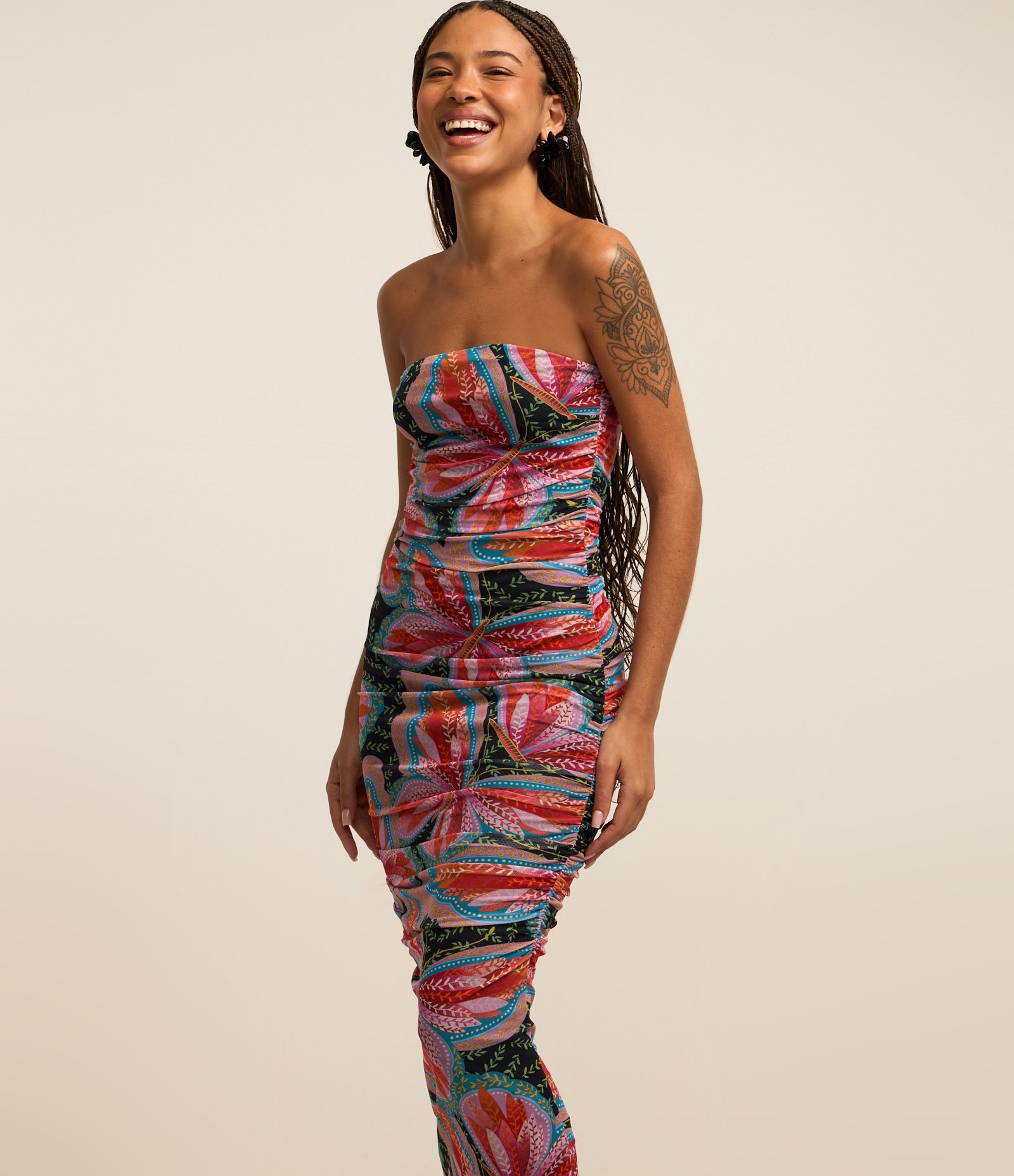Vestido New Midi em Tule com Estampa Floral Multicores 2