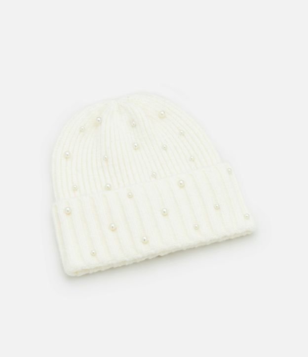 Gorro com Dobra em Tricô com Aplicação de Pérolas