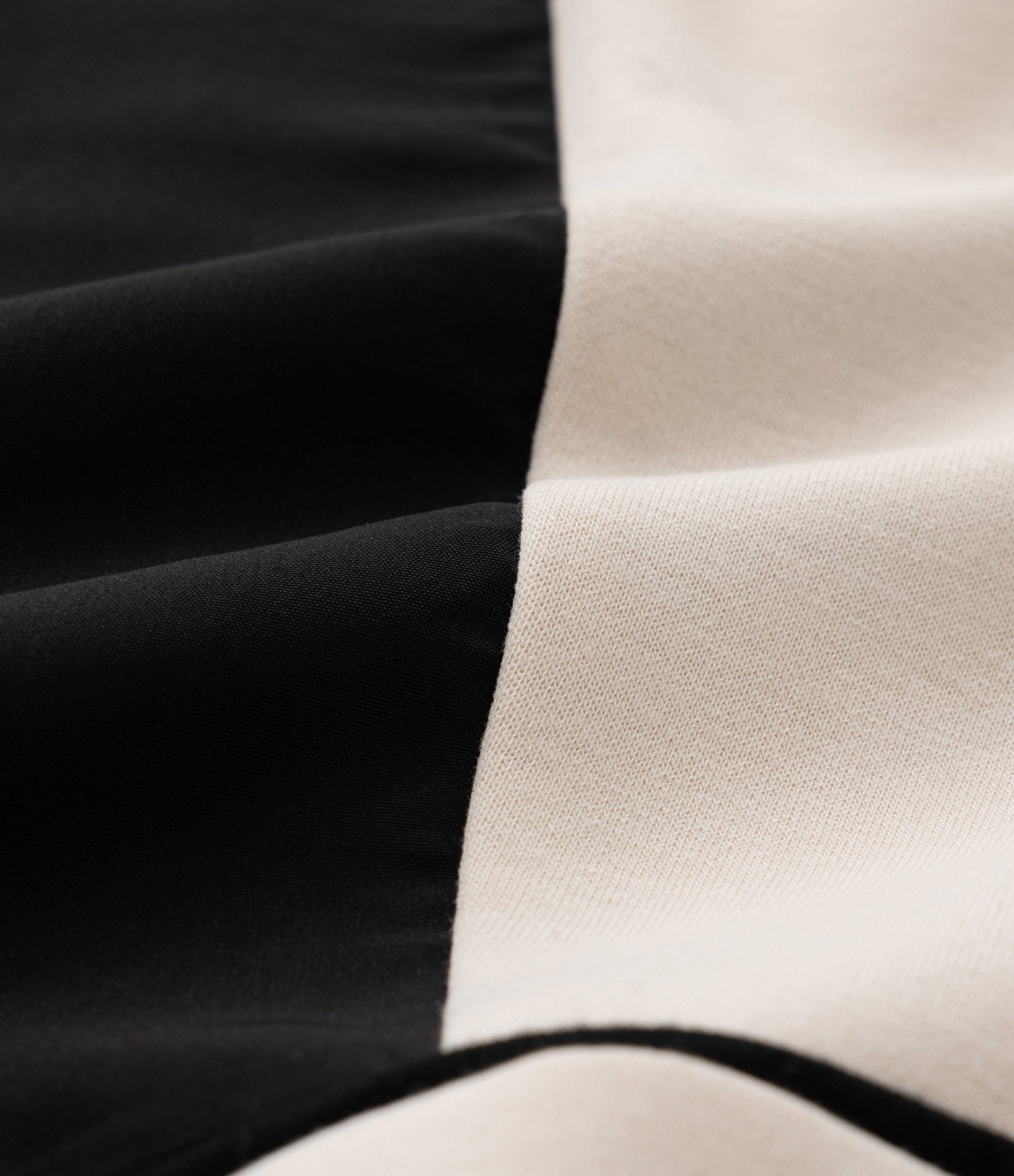 Casaco Infantil em Fleece com Recortes e Capuz - Tam 5 a 14 Anos Bege/Preto 3