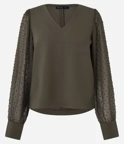 Blusa em Crepe com Manga em Chiffon Poá