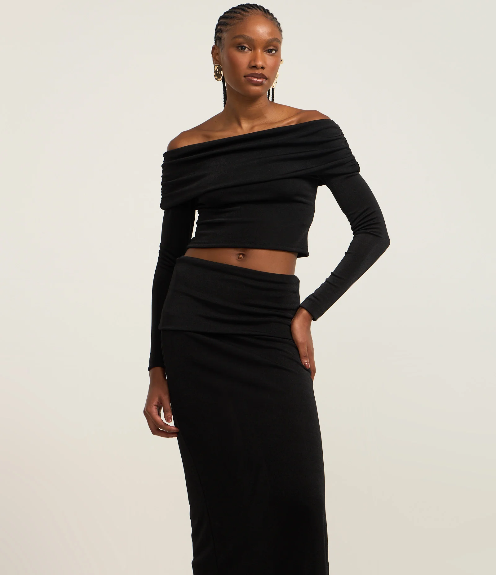 Saia New Midi com Pala na Cintura Preto 2