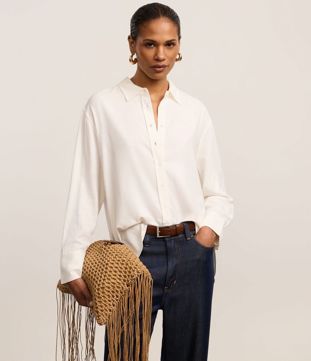 Camisa Básica em Viscolinho com Abotoamento Branco Neve — Lojas Renner