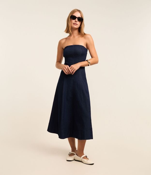 Vestido Evasê New Midi em Jeans Tomara Que Caia