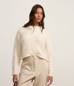 Suéter Slim em Tricô com Pelinhos