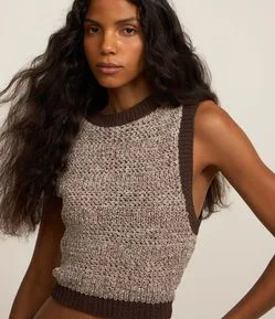 Colete Curto em Chenille Mescla com Detalhe Contrastante