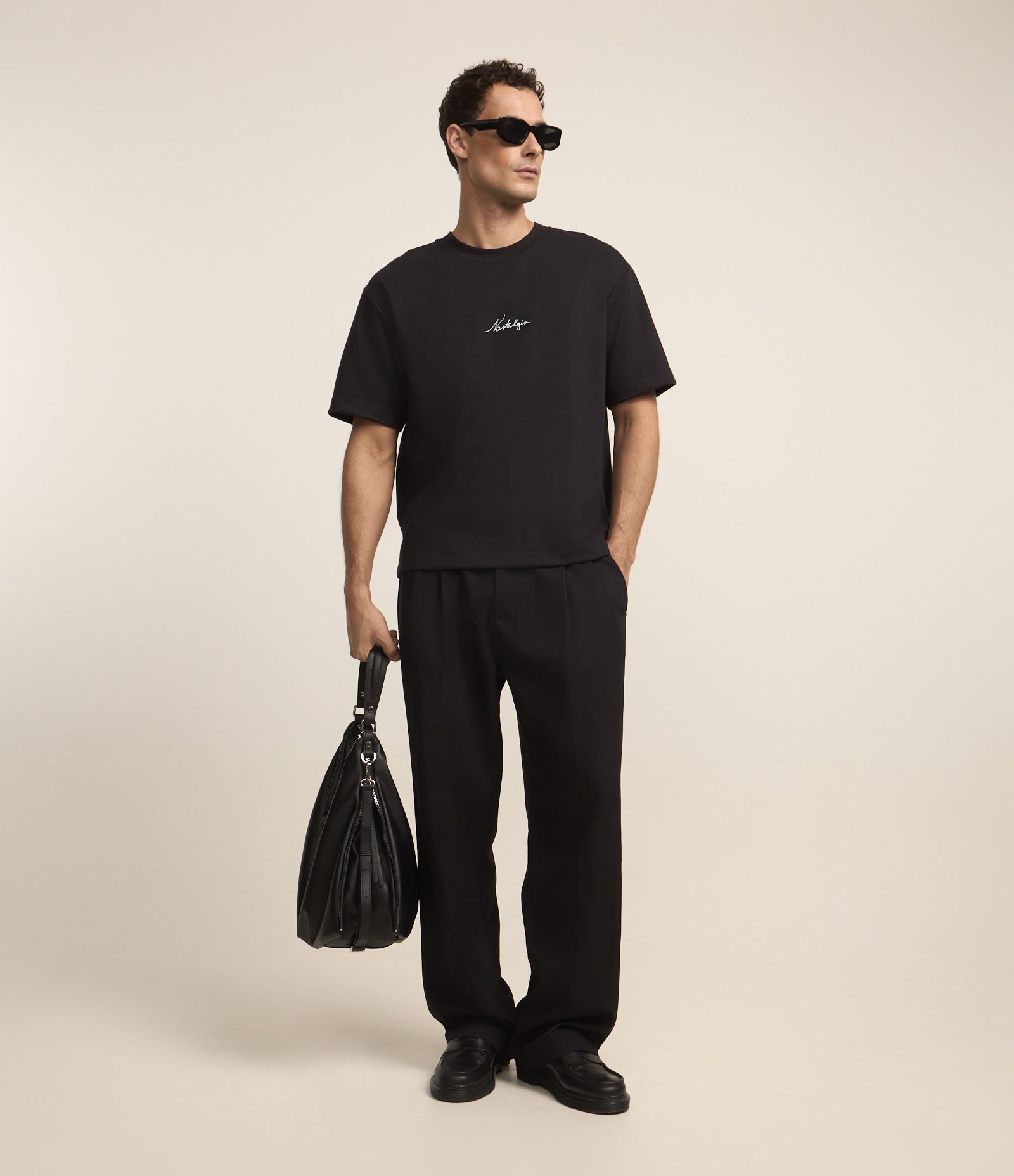 Camiseta Boxy em Algodão com Estampa Nostalgia Preto 2