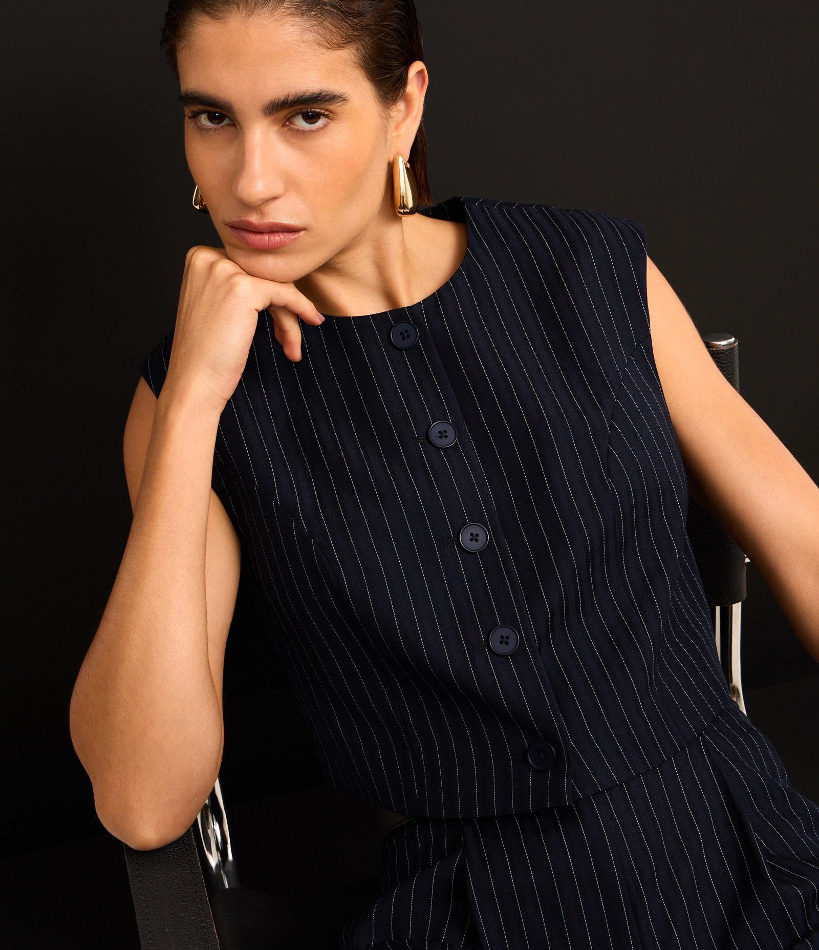 Blusa Alfaiatada com Botões e Listras Riscas de Giz Metalizadas Azul Escuro 7