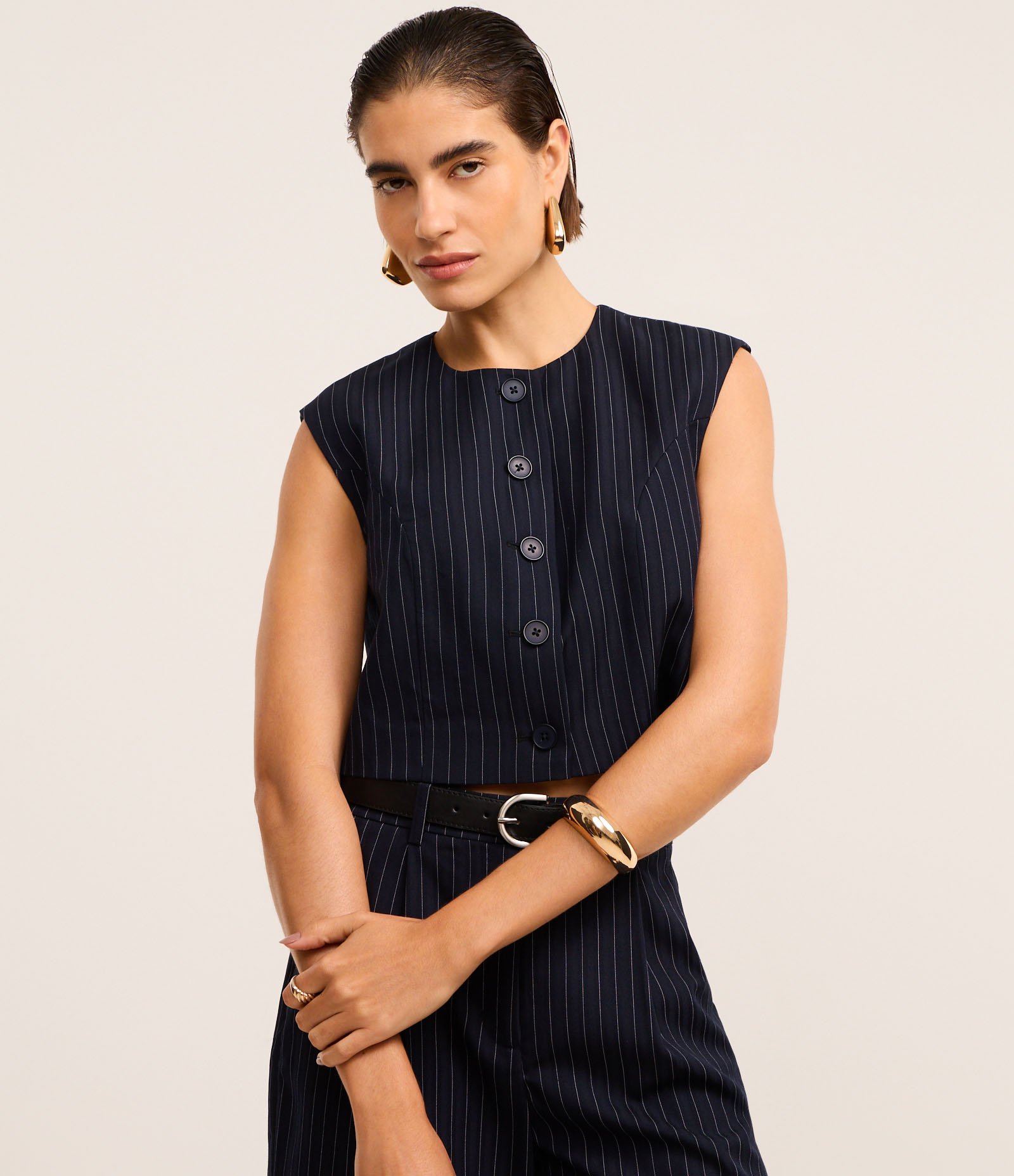 Blusa Alfaiatada com Botões e Listras Riscas de Giz Metalizadas Azul Escuro 1