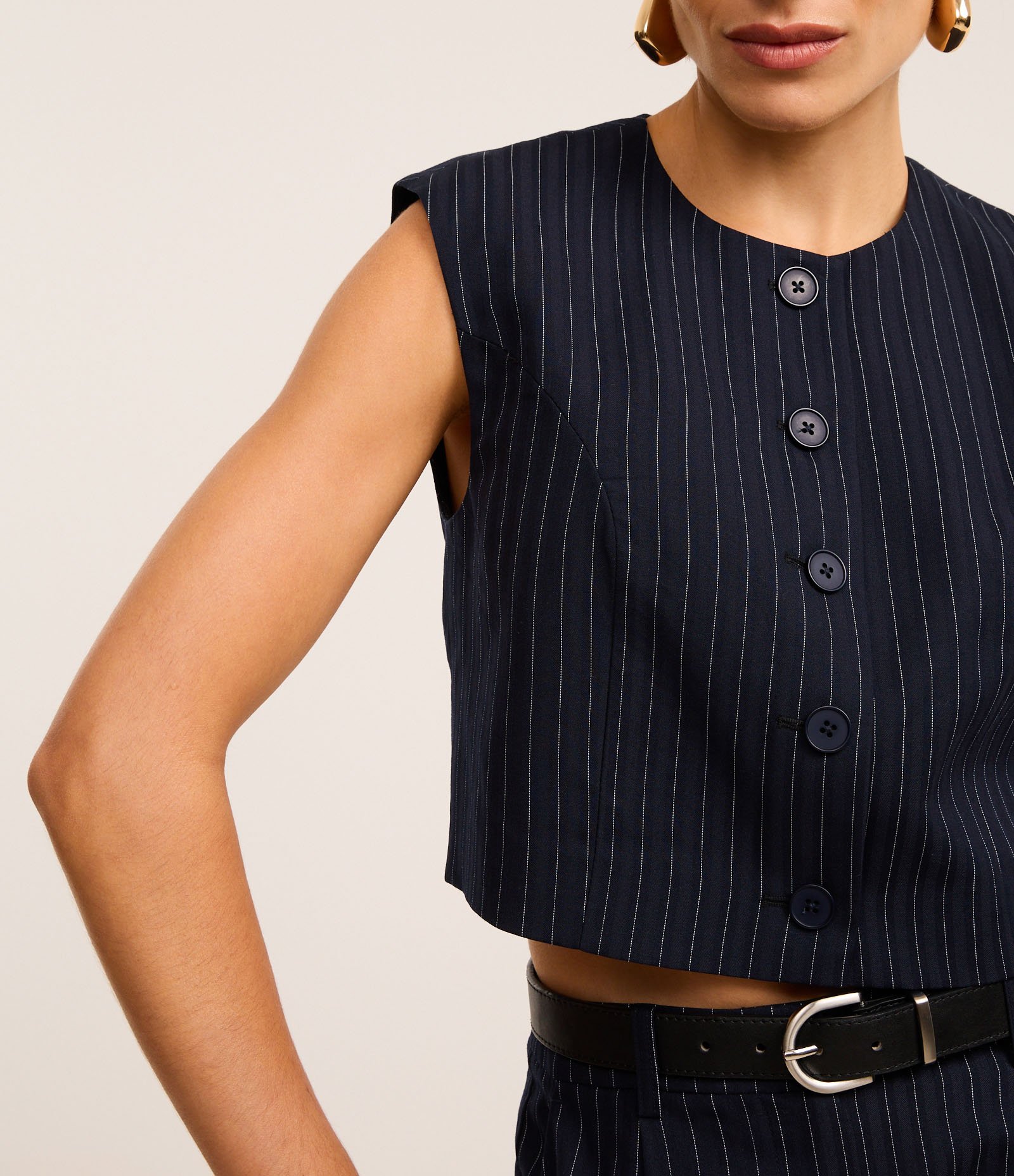 Blusa Alfaiatada com Botões e Listras Riscas de Giz Metalizadas Azul Escuro 4