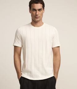Camiseta Slim Básica com Textura