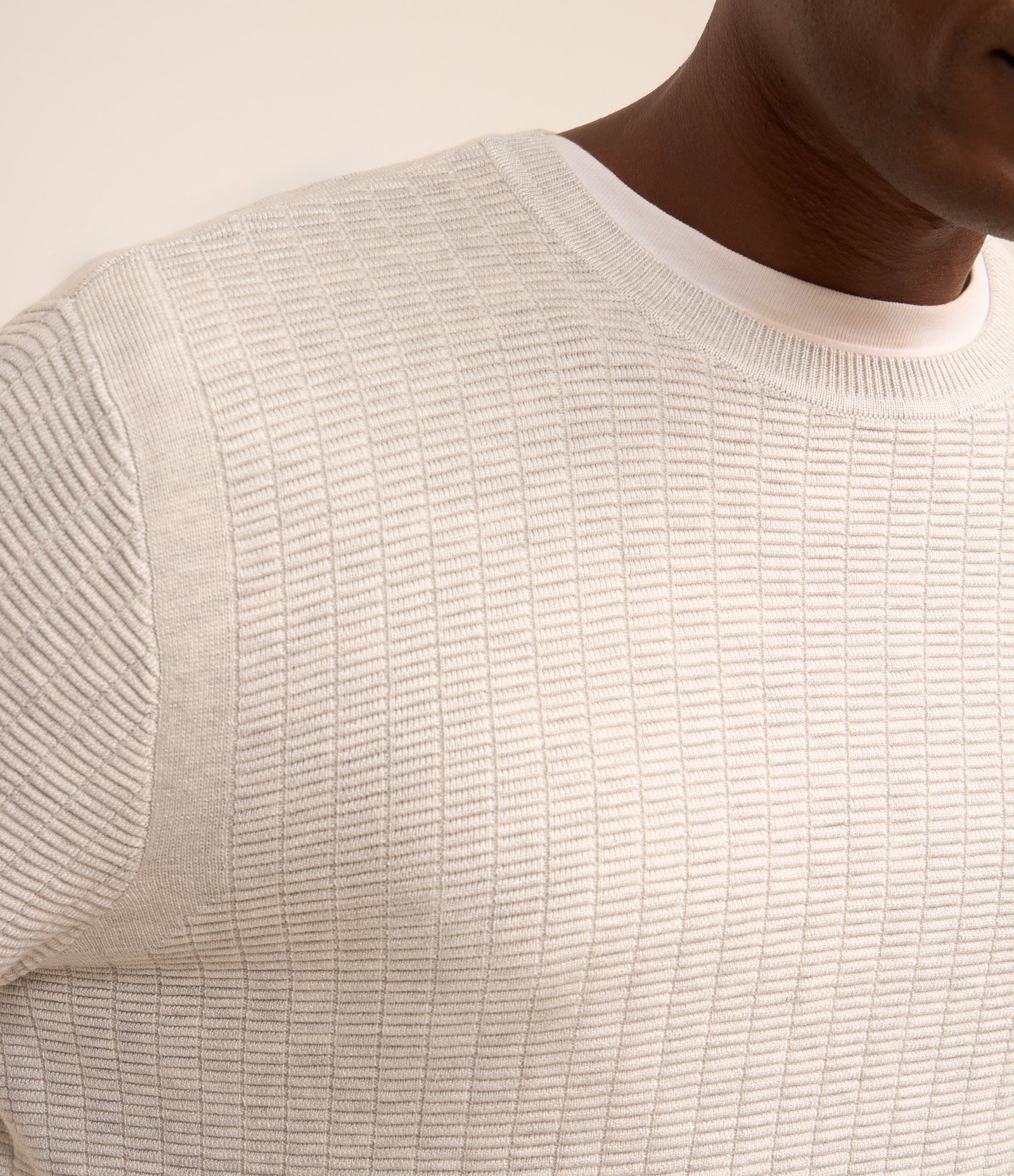 Suéter em Malha com Textura Xadrez Grid Cinza Claro 3