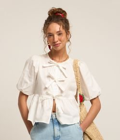 Blusa em Tricoline com Lacinhos e Babado na Cintura