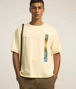 Camiseta Boxy em Algodão com Estampa Surrealismo