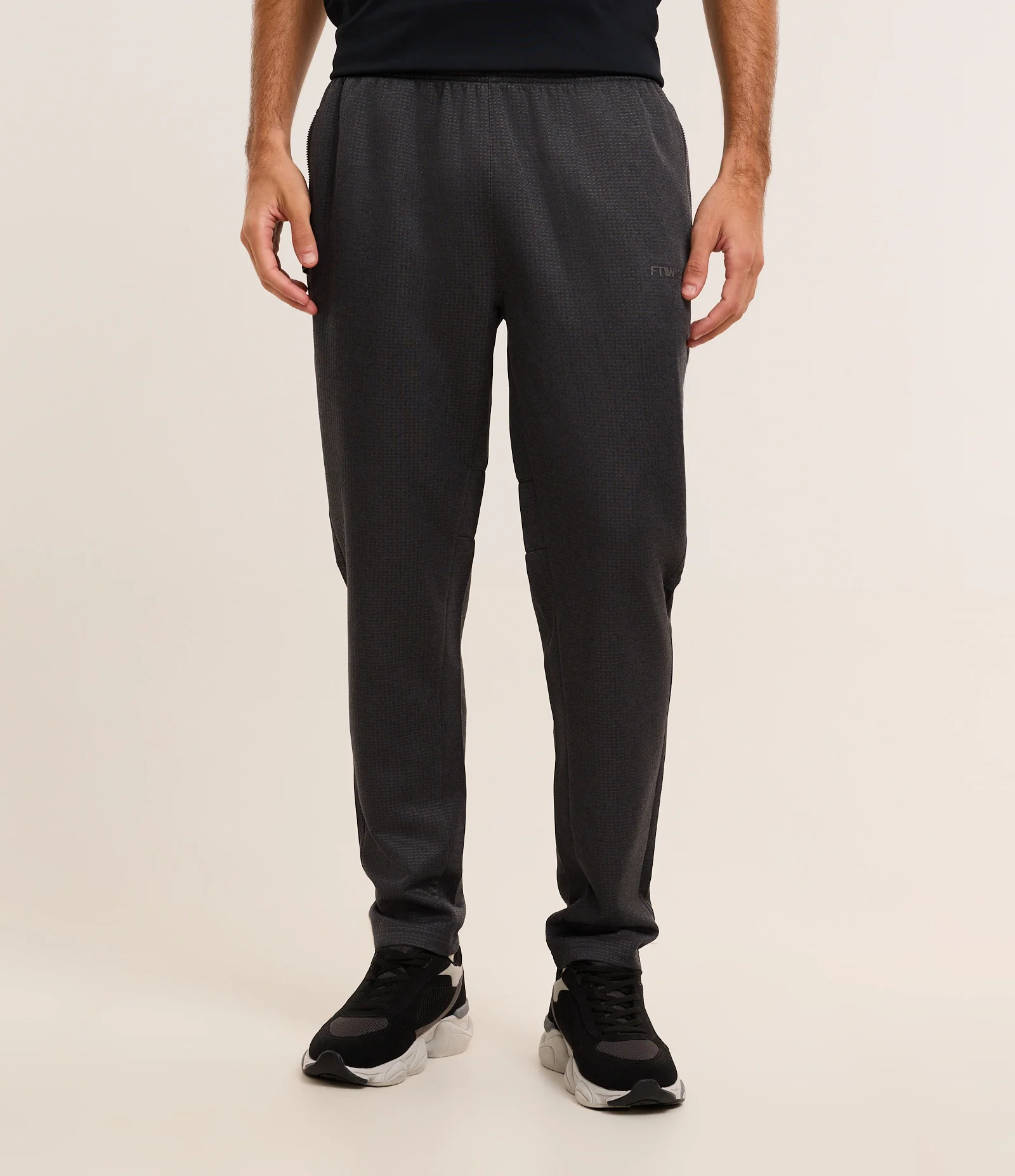 Calça Esportiva com Textura e Bolsos com Zíper Cinza 2