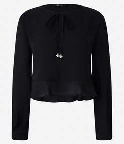 Blusa em Crepe com Amarração no Decote e Babado na Bara