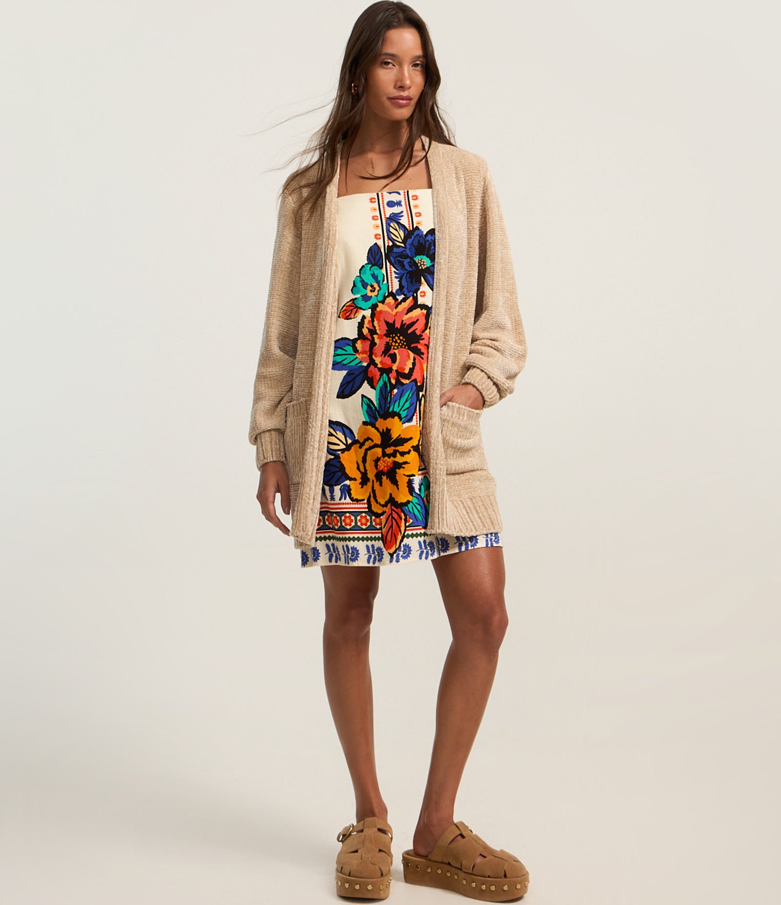 Vestido Evasê Curto em Viscose e Linho com Estampa Floral Branco 2