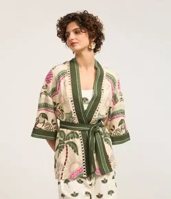 Kimono Alongado em Viscolinho com Estampa Floral Boho