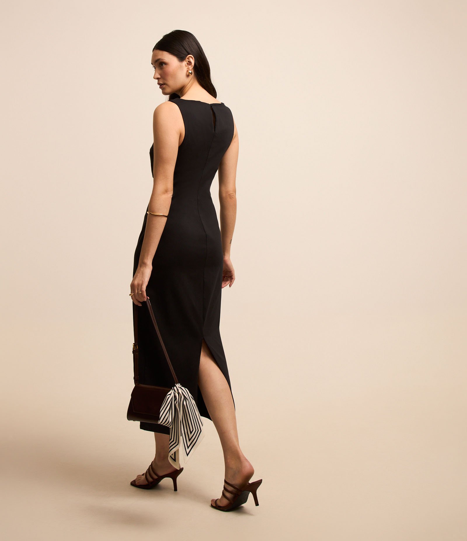 Vestido Long Midi Sem Manga em Bengaline com Fenda Preto 4