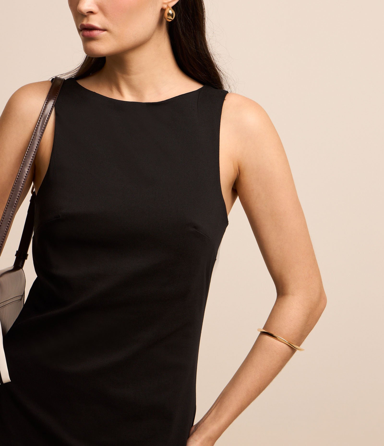 Vestido Long Midi Sem Manga em Bengaline com Fenda Preto 5