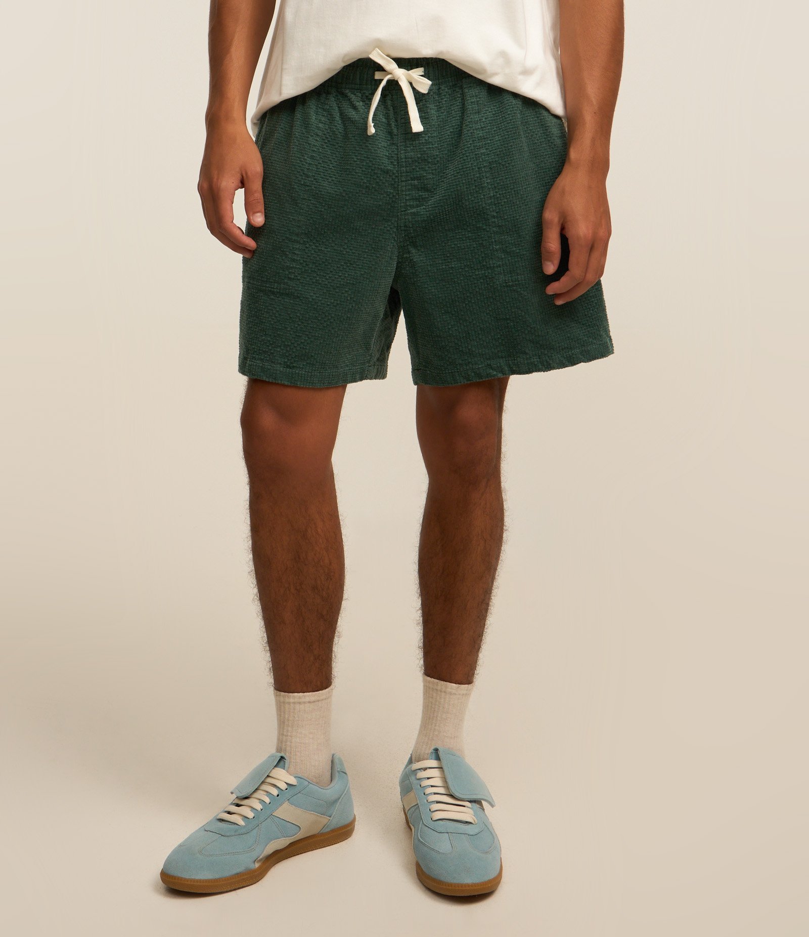 Bermuda Slim em Veludo Cotelê com Cós Elástico e Textura Xadrez Verde 3