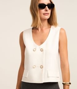 Colete Alfaiatado com Botões no Transpasse e Lapelas