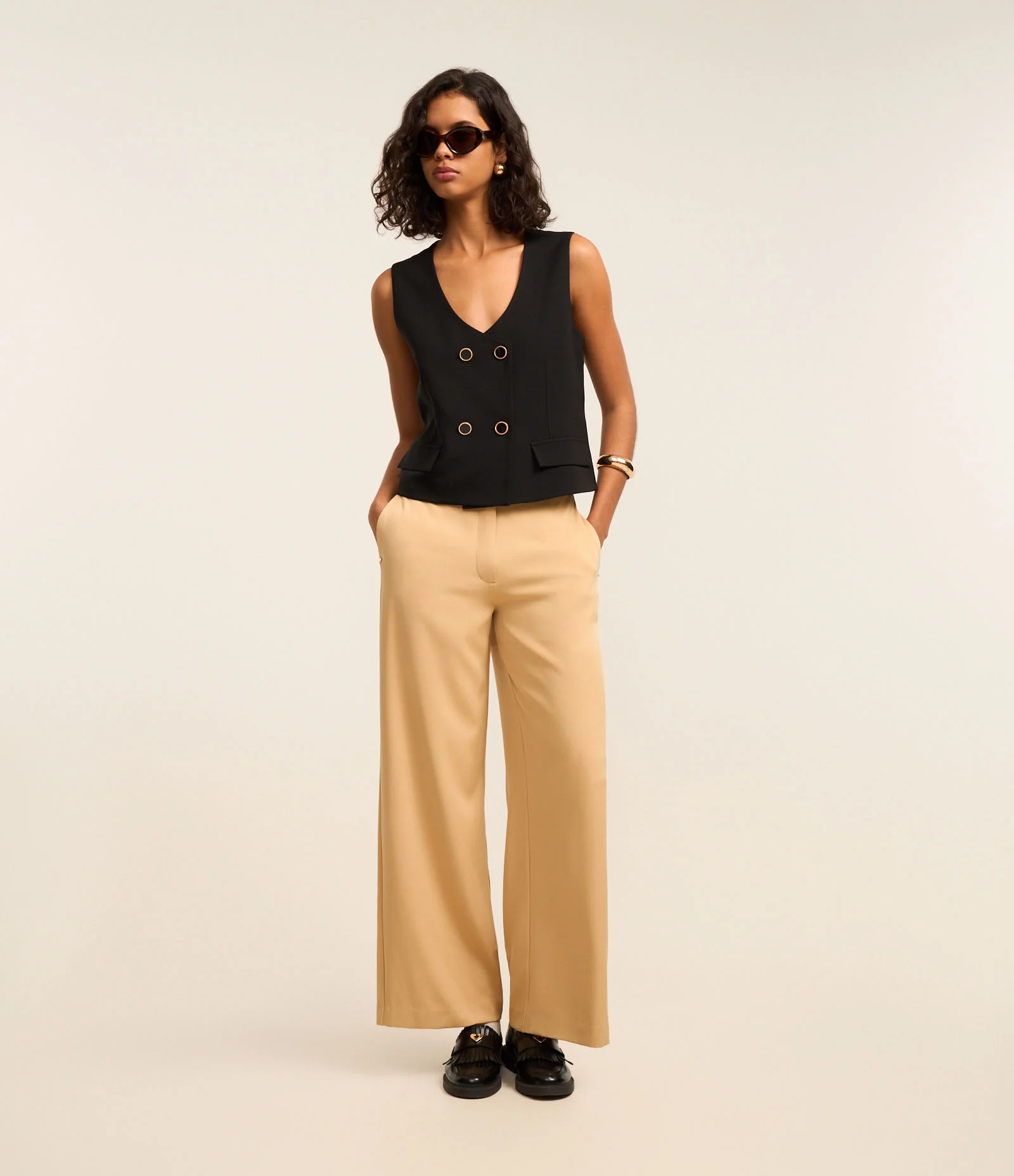 Colete Alfaiatado com Botões no Transpasse e Lapelas Preto 2