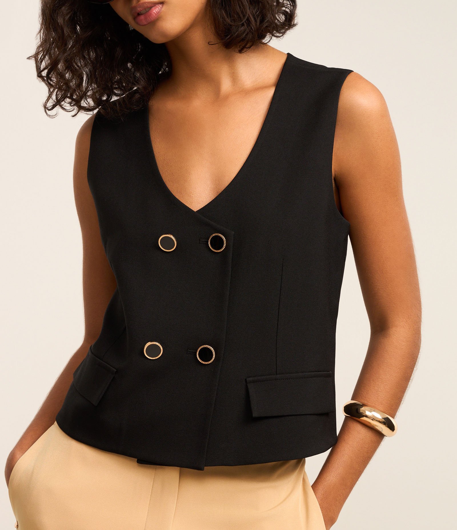 Colete Alfaiatado com Botões no Transpasse e Lapelas Preto 4