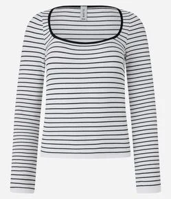 Blusa Texturizada e Listrada em Seamless com Fenda no Punho