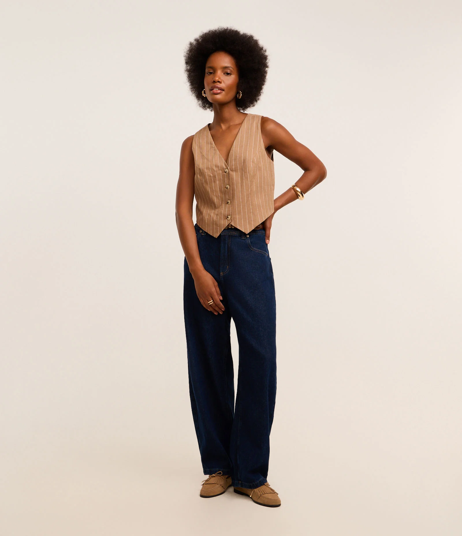 Colete em Tricô Listrado com Barra V Marrom 2