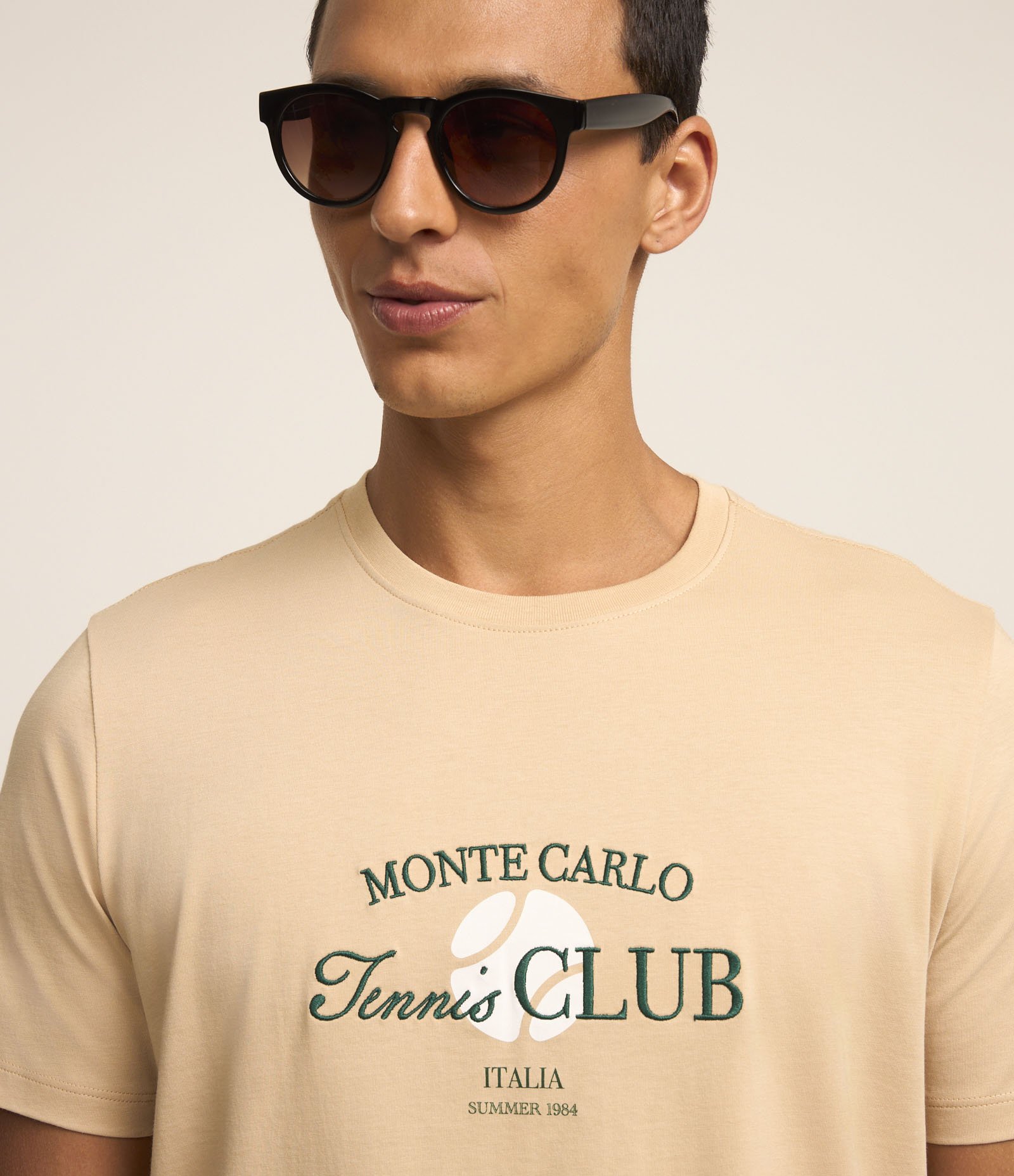 Camiseta em Algodão com Estampa Lettering Tennis Club Bege 3