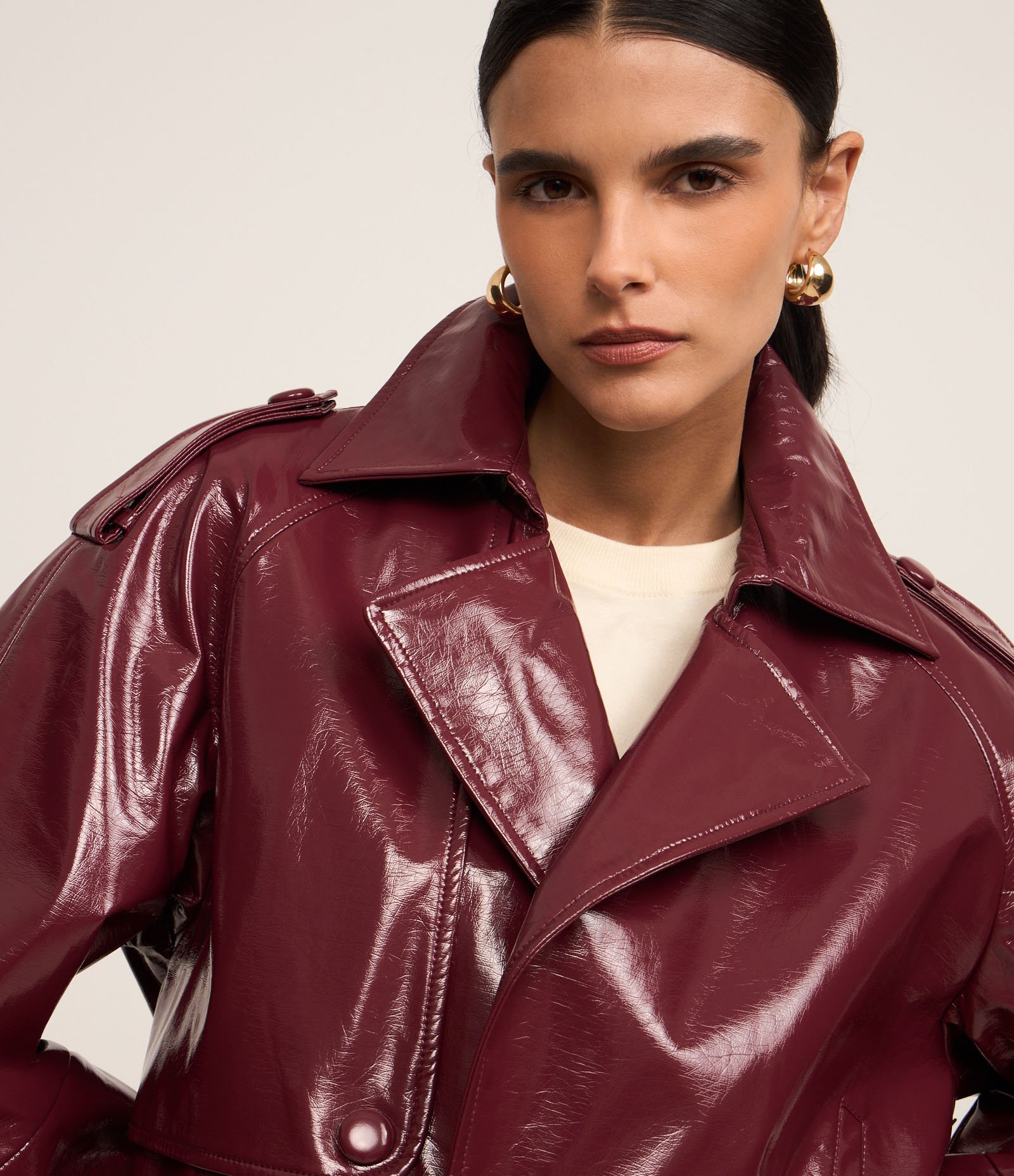 Jaqueta em PU com Faixa no Punho e Efeito Vinil Vermelho 7