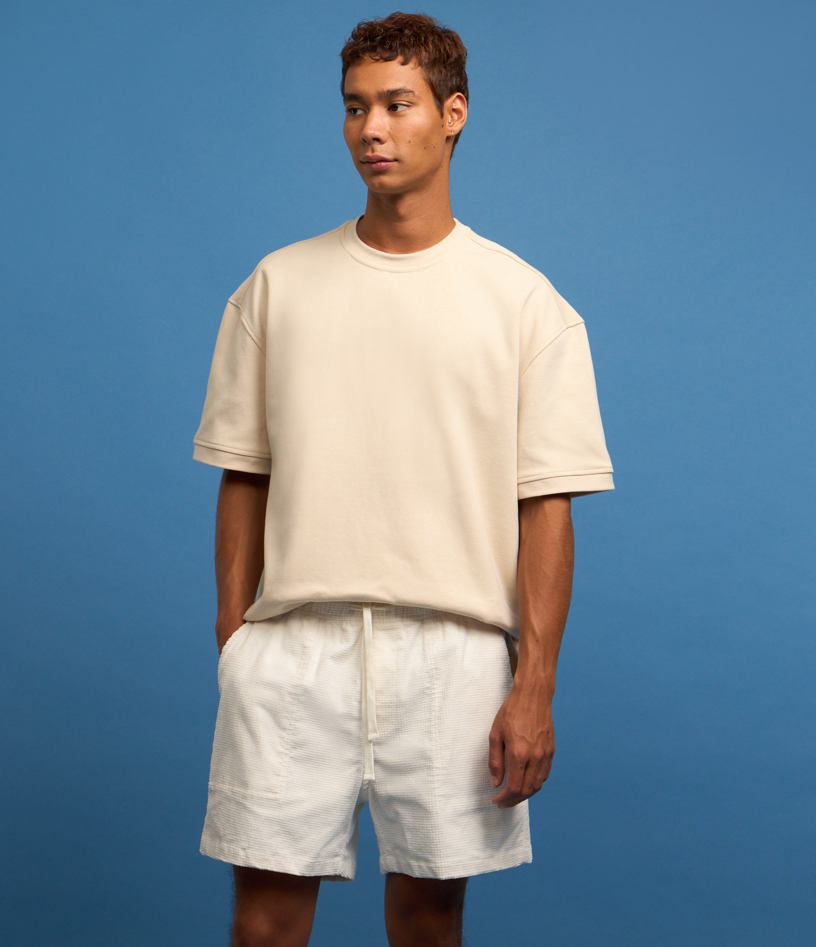 Bermuda Slim em Veludo Cotelê com Cós Elástico e Textura Xadrez Off White 4