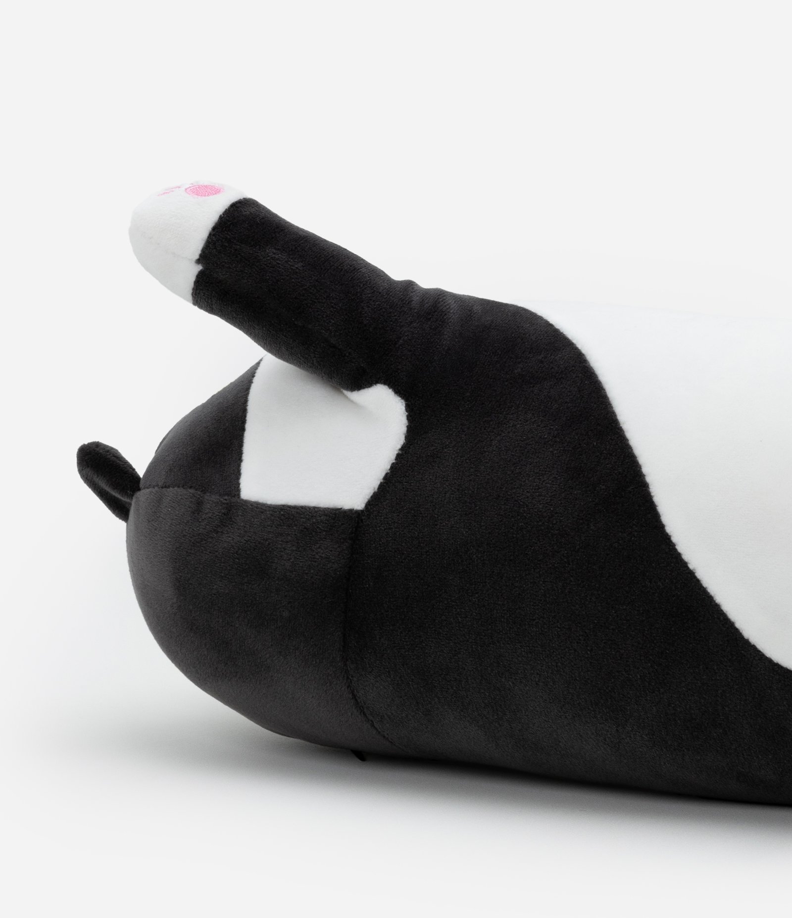 Almofada de Rolo com Formato de Gatinho Preto 4