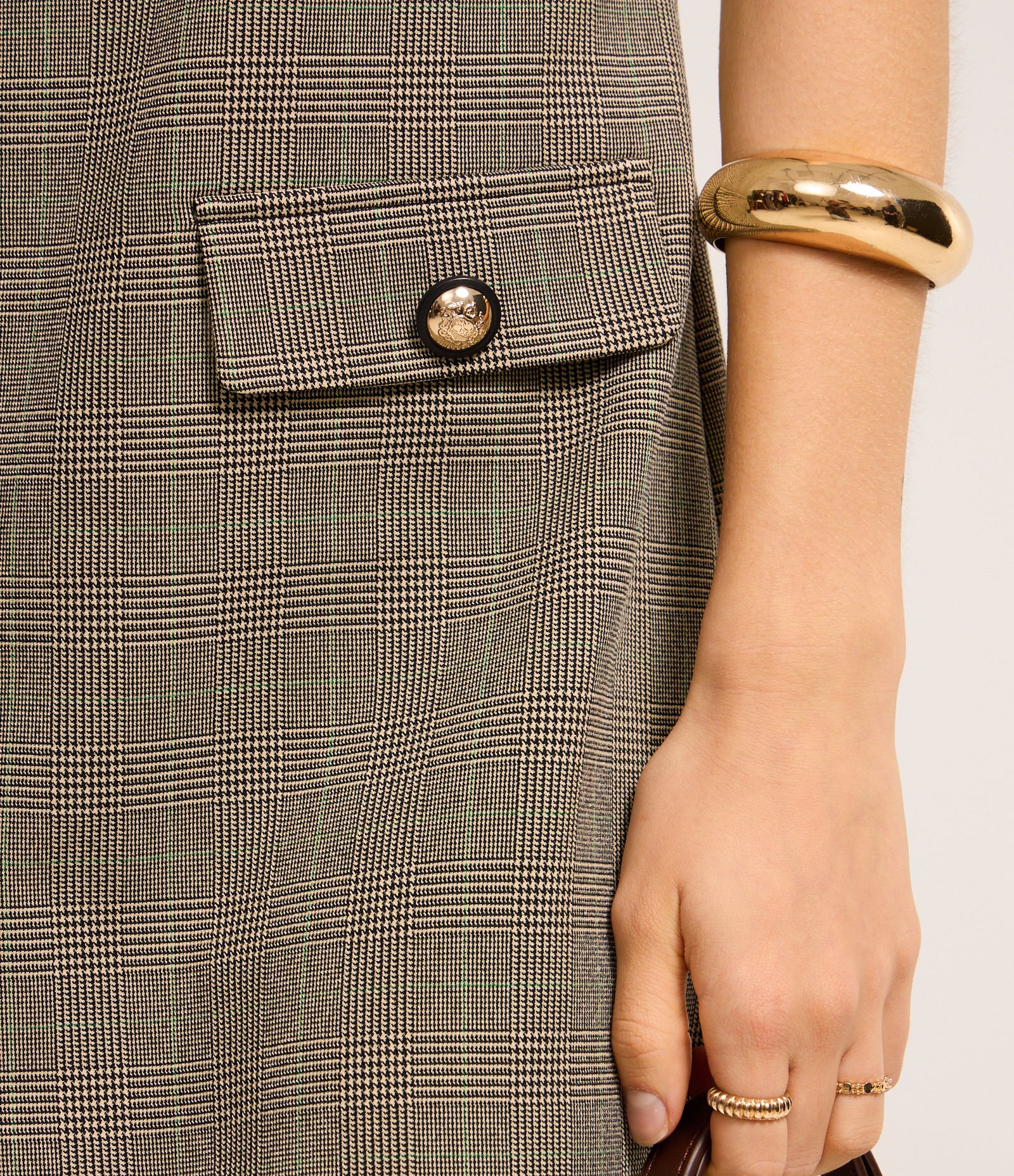 Vestido Curto em Crepe Xadrez com Botões nas Lapelas Cinza 5