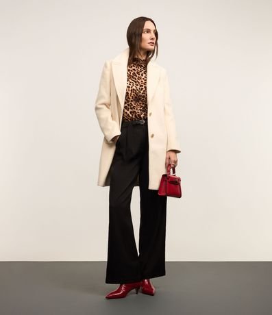 Calça Wide Leg Alfaiataria com Cintura Alta e Cinto Calça Wide Leg Alfaiataria com Cintura Alta e Cinto