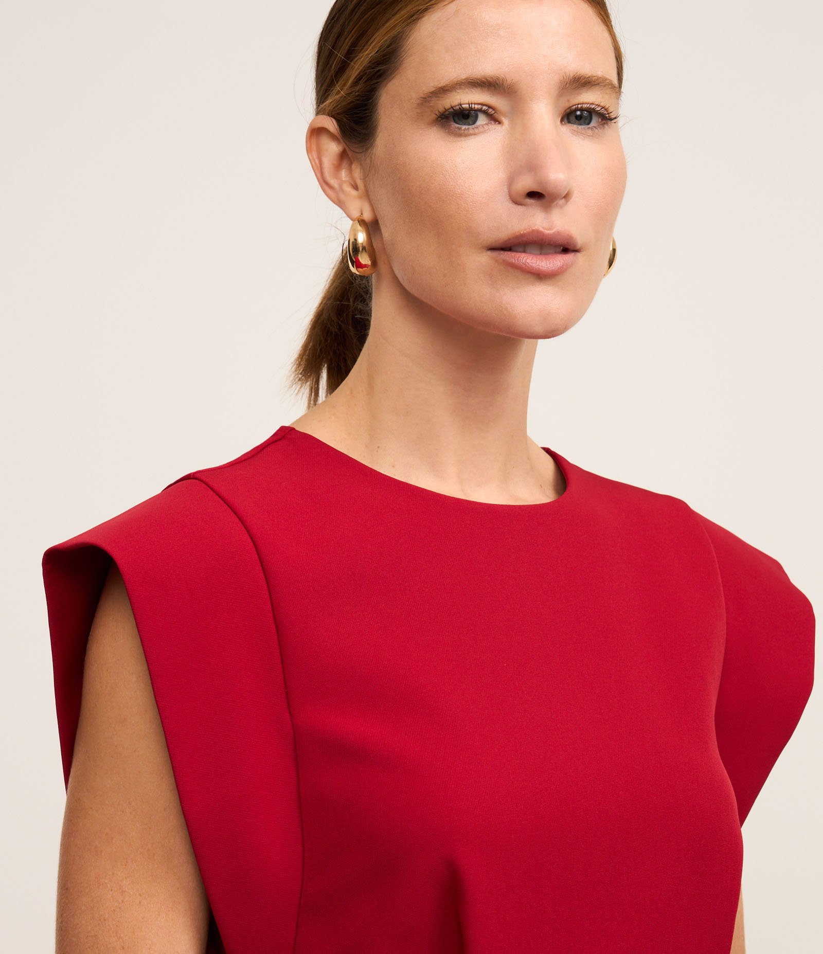 Vestido Curto em Alfaiataria com Cinto de PU Vermelho 3