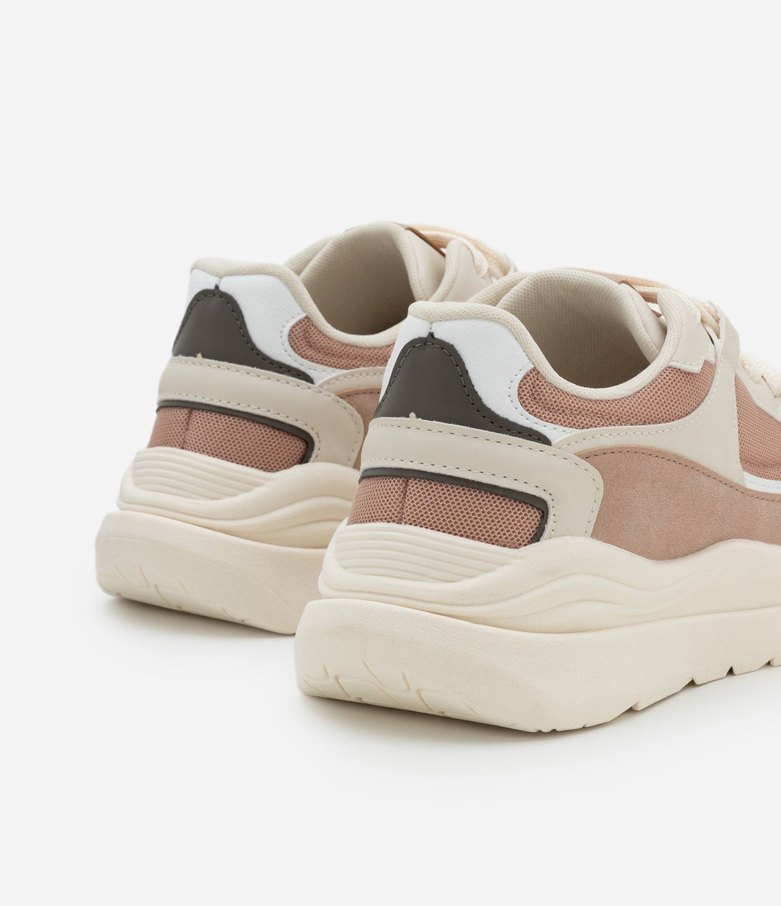 Tênis Jogging em PU com Texturas Off White/ Rosê 5