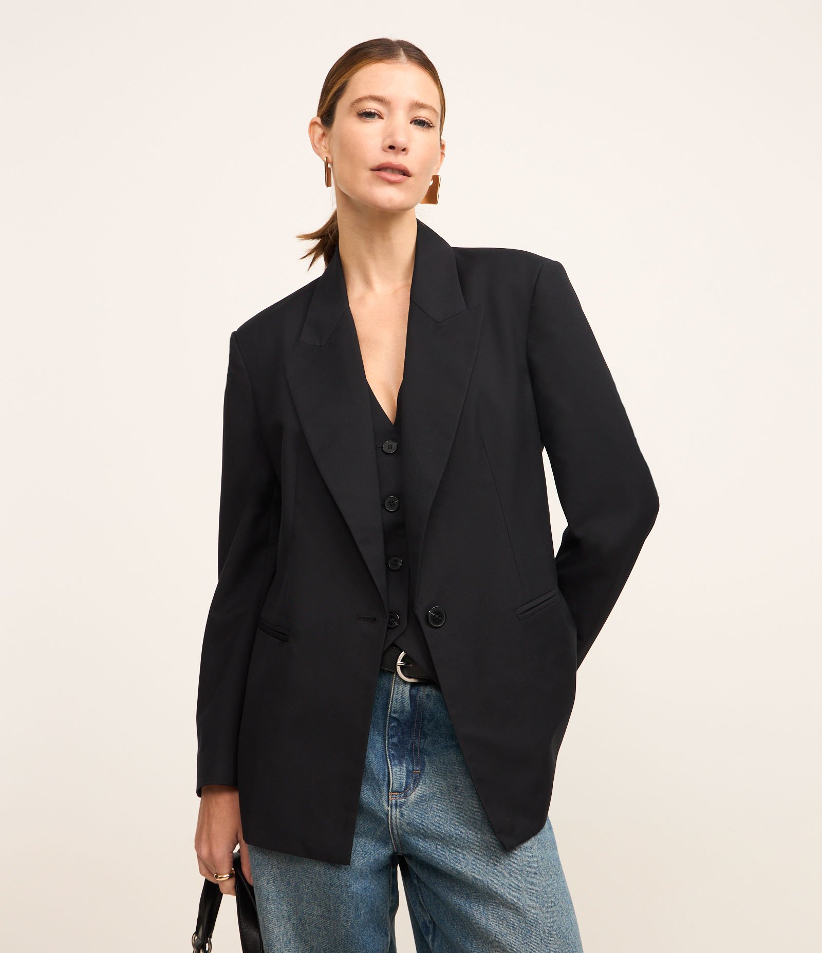 Blazer Oversized em Alfaiataria com Botão Único Preto 1