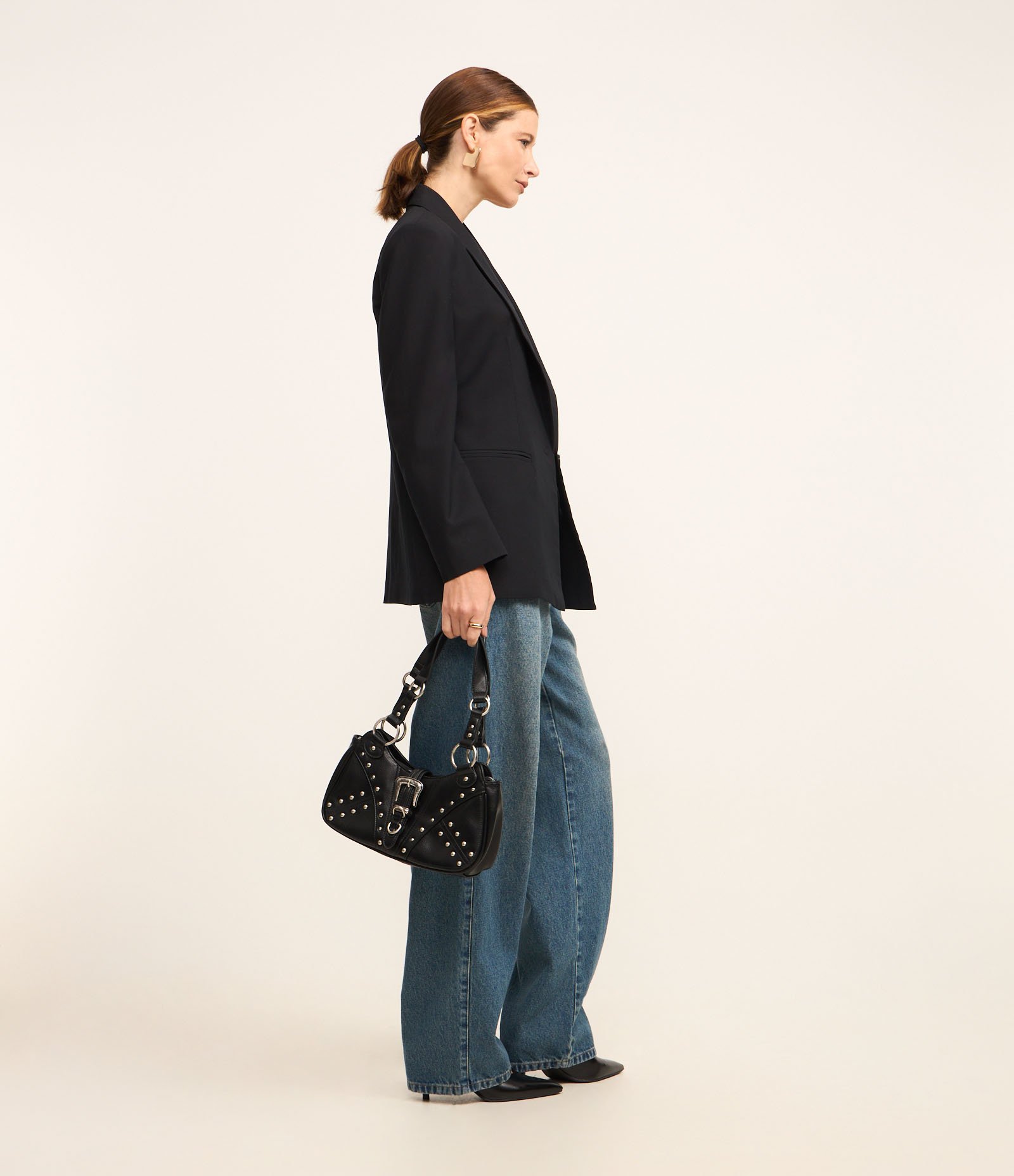 Blazer Oversized em Alfaiataria com Botão Único Preto 3