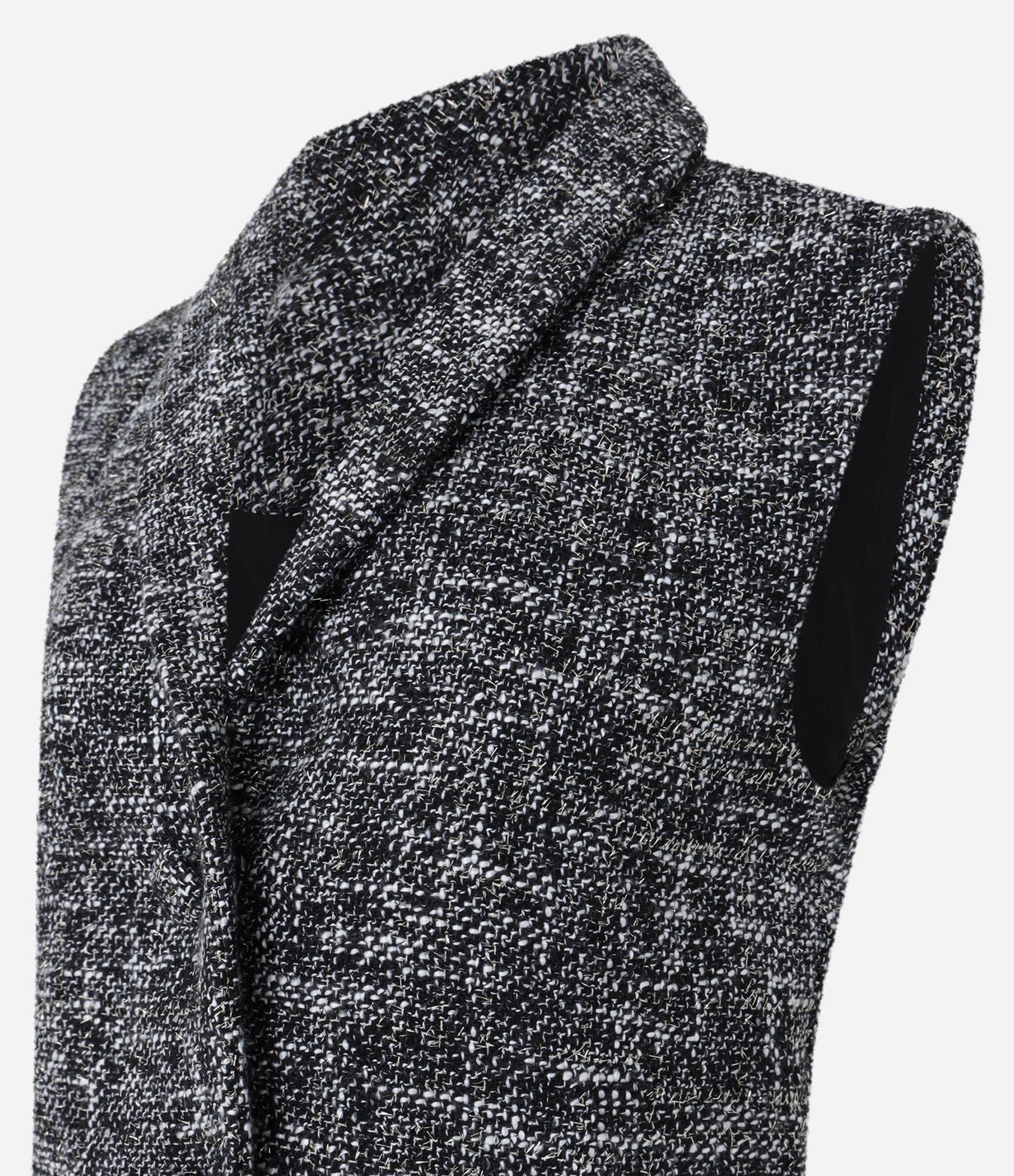 Colete Cropped em Tweed com Lapela Preto 6