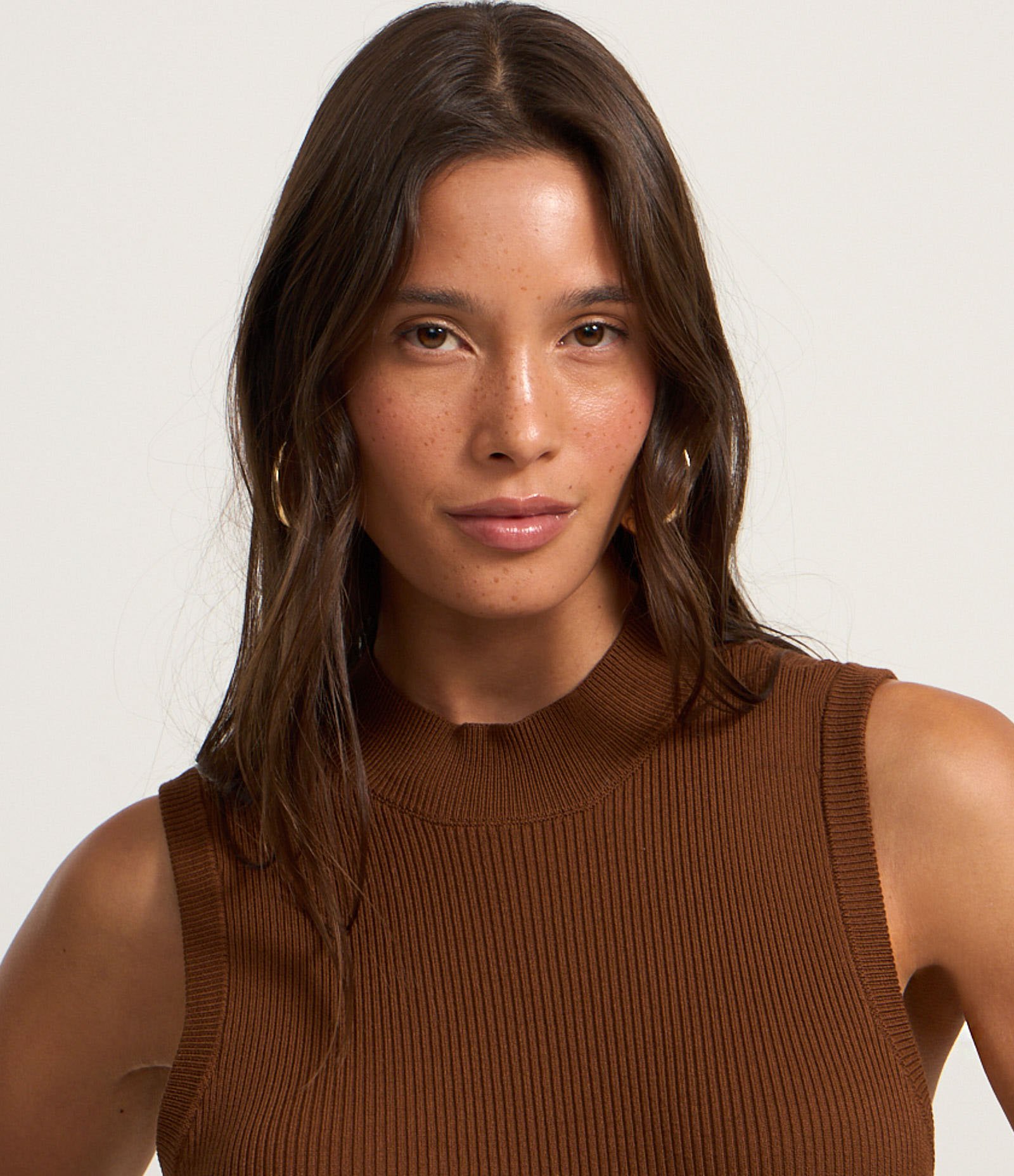 Vestido Reto New Midi em Tricô com Textura Canelada Mocha 2