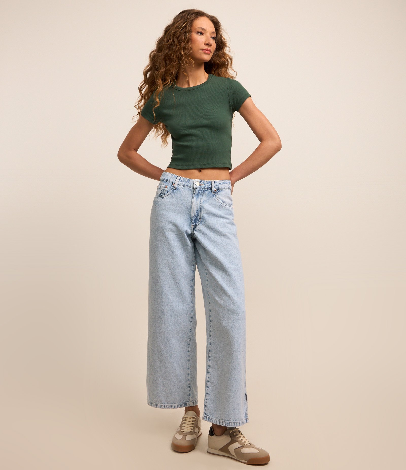 Blusa Canelada em Ribana com Manga Curta Verde Escuro 2