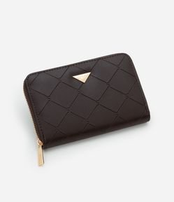 Carteira Grande com Textura Embossed e Tag Metalizada
